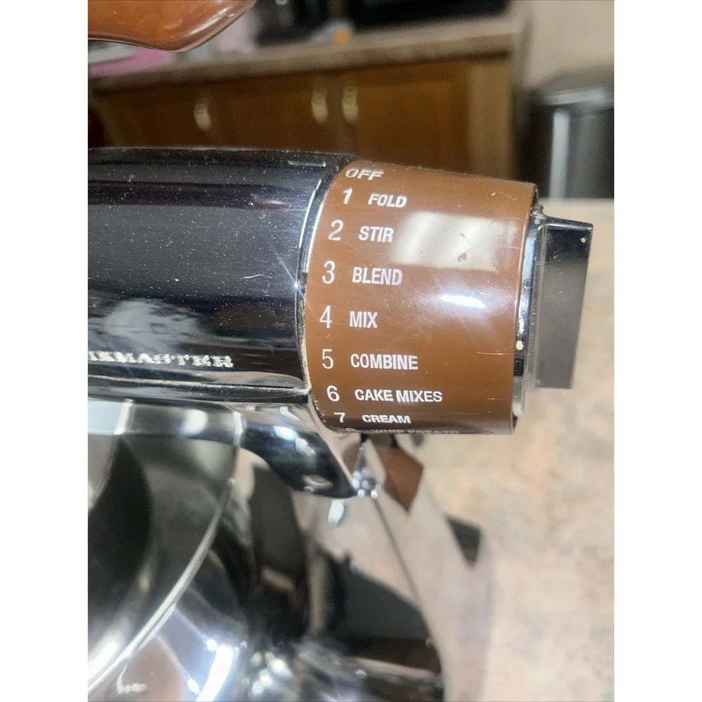 Working Vintage Sunbeam Mixmaster Stand Mixer Chrome 12 Speed with Accessories